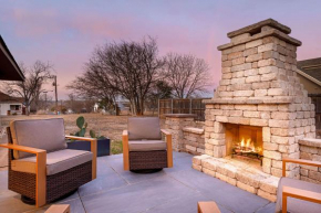 The Pear - Fire Pit & Close to Main St